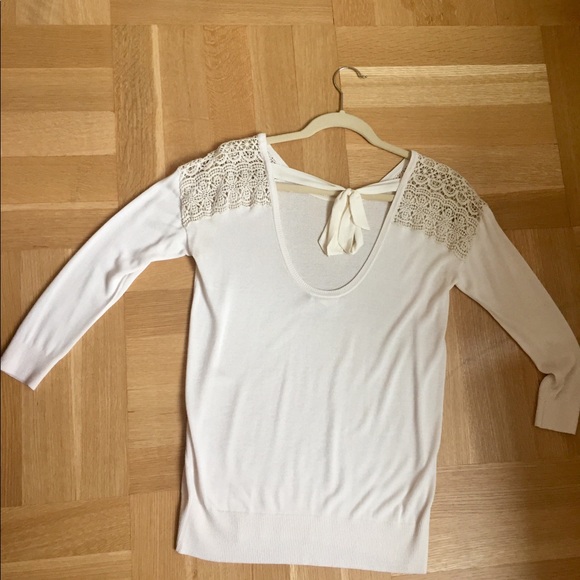 Club Monaco 3/4 sleeve spring knitted top - Picture 1 of 6